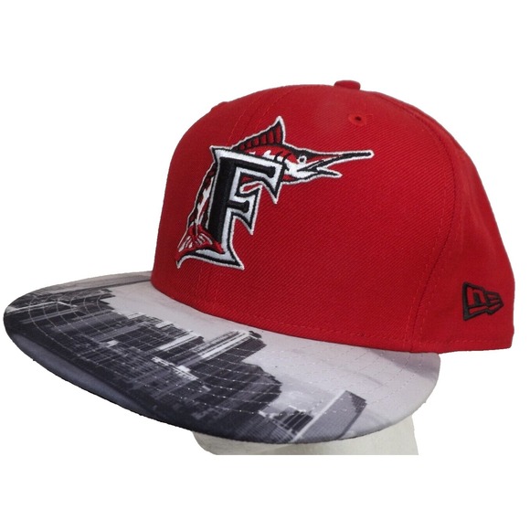 Florida Marlins ⚾ New Era 59FIFTY CITYSCAPE fitted hat - size 7 5/8 *rare find!*